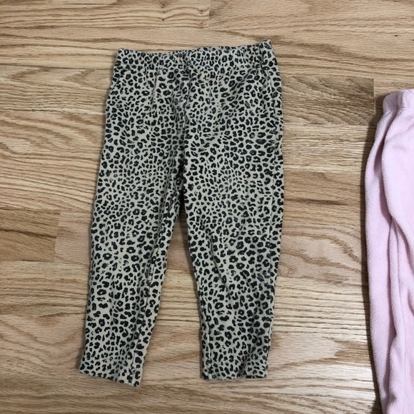 9 month Girl Pants Bundle Pink Sweatpants Cheetah Bear Carter’s Ruffle Butt - Picture 2 of 7